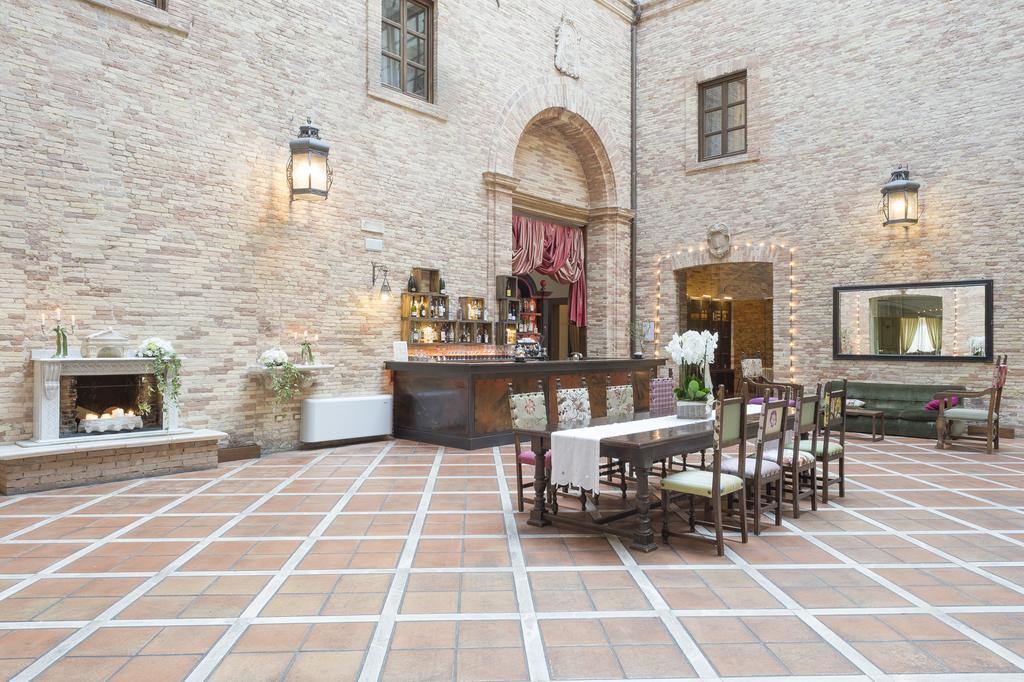 Hotel Castello Chiola Dimora Storica Loreto Aprutino Exteriér fotografie