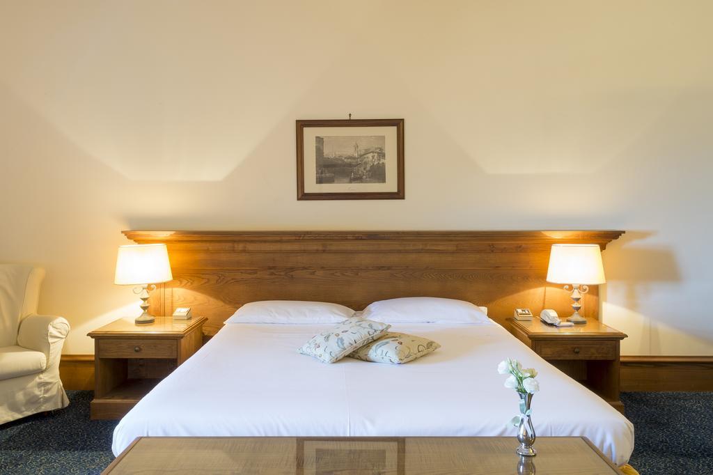 Hotel Castello Chiola Dimora Storica Loreto Aprutino Exteriér fotografie