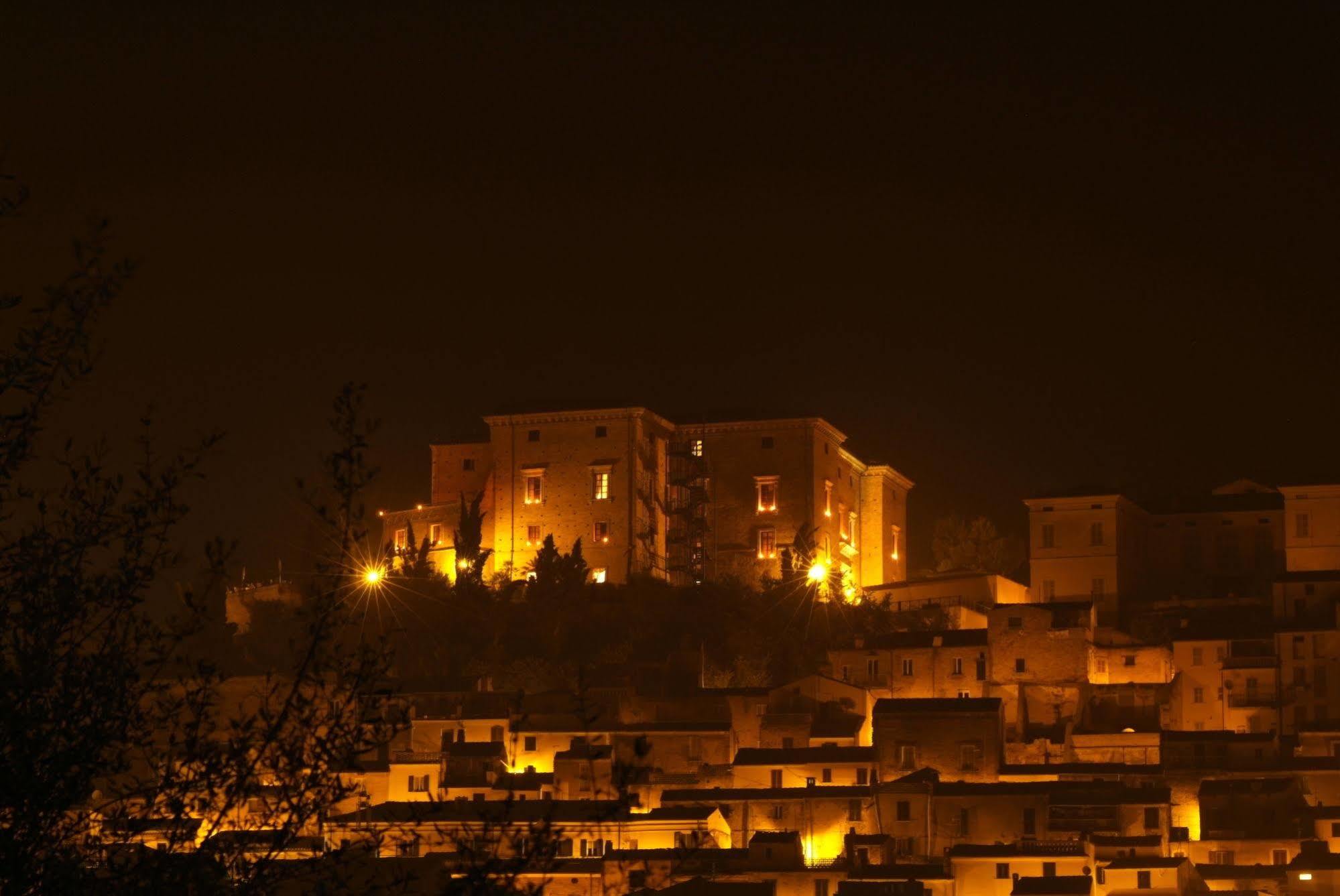 Hotel Castello Chiola Dimora Storica Loreto Aprutino Exteriér fotografie